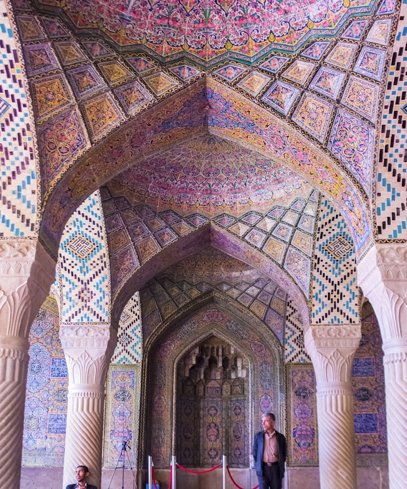 نمونه‌کار آرین اورامی